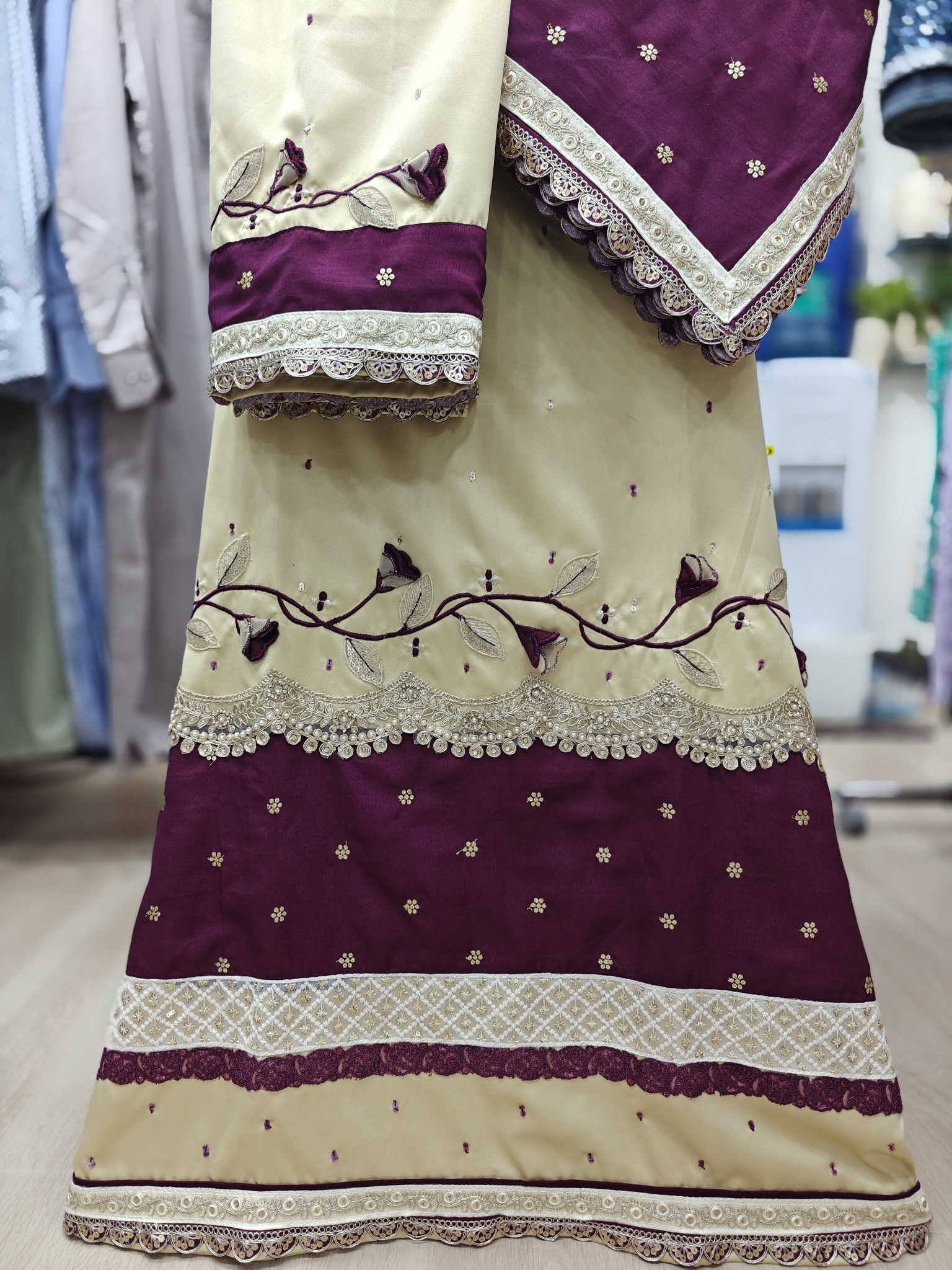 Bridal RCJ Embroidery Flower Pattern Bridal RCJ Embroidery Flower Pattern